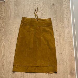 Wilsons Maxima Leather tan skirt, size 6